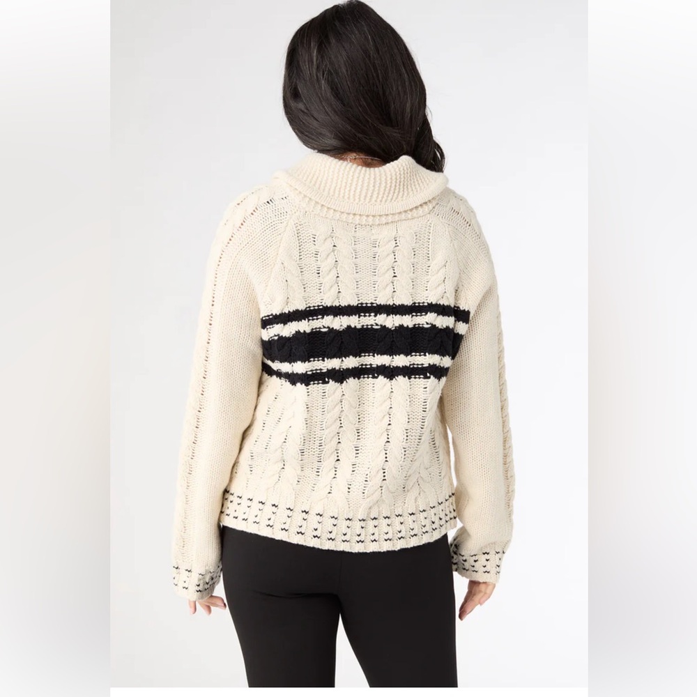 Coco + Carmen Romilly Collared Zip Front Cardigan - whipstitch cardigan - Picture 3 of 9